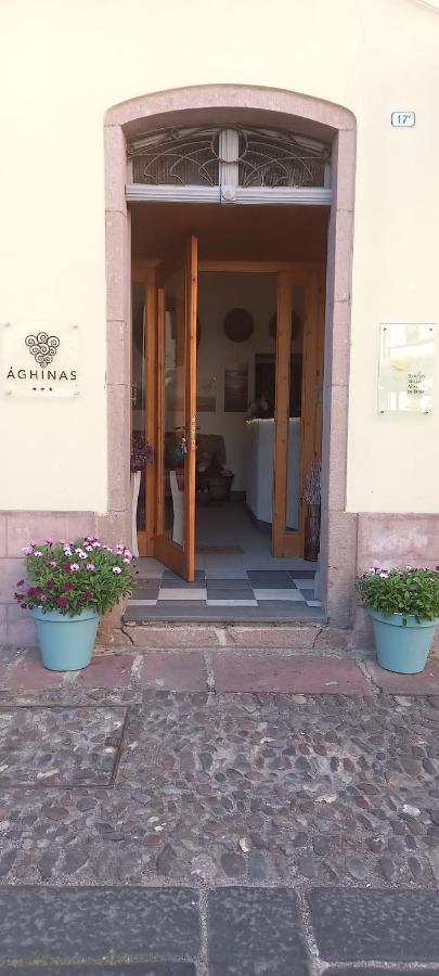 Aghinas Hotel Bosa Ngoại thất bức ảnh